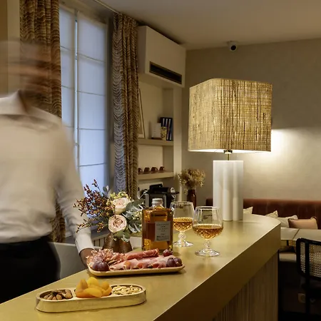 Le Bailli 3* Paris